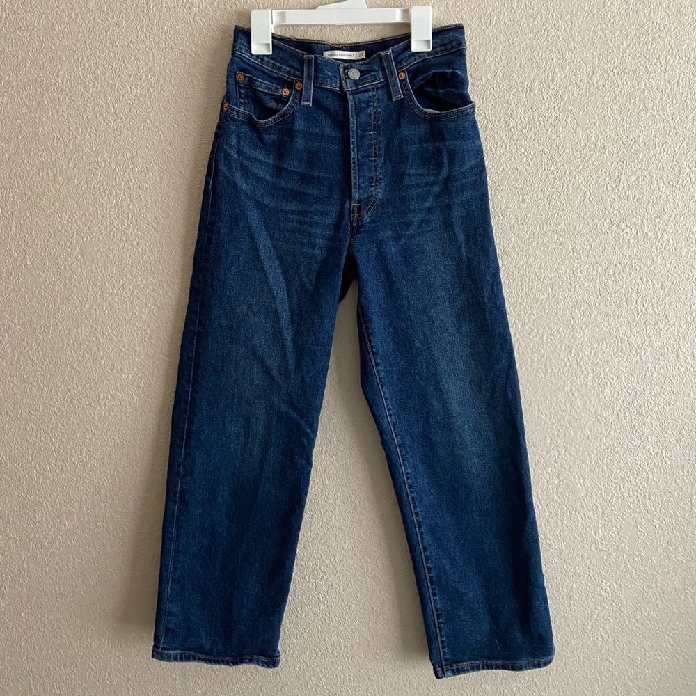 Levi’s Ribcage Jeans